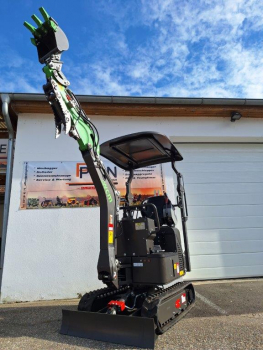 Aktionsangebot: Minibagger PRO 1,27 t inkl. Schaufel 300 mm,  Hydraulischen Daumengreifer und Schnellkuppler